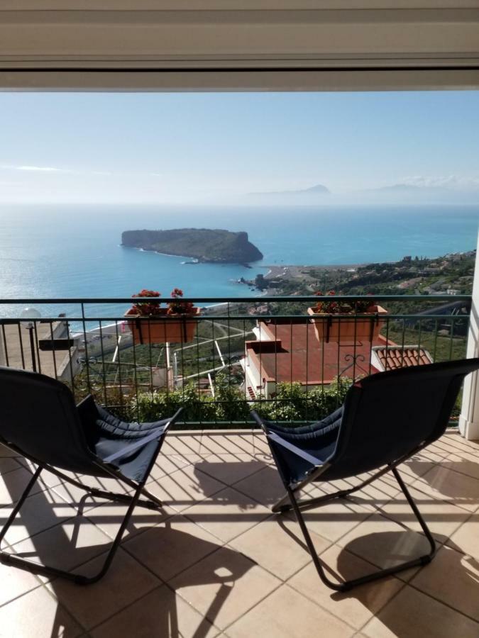 산 니콜라 아르첼라 La Terrazza Sull Isola Di Dino 빌라 외부 사진